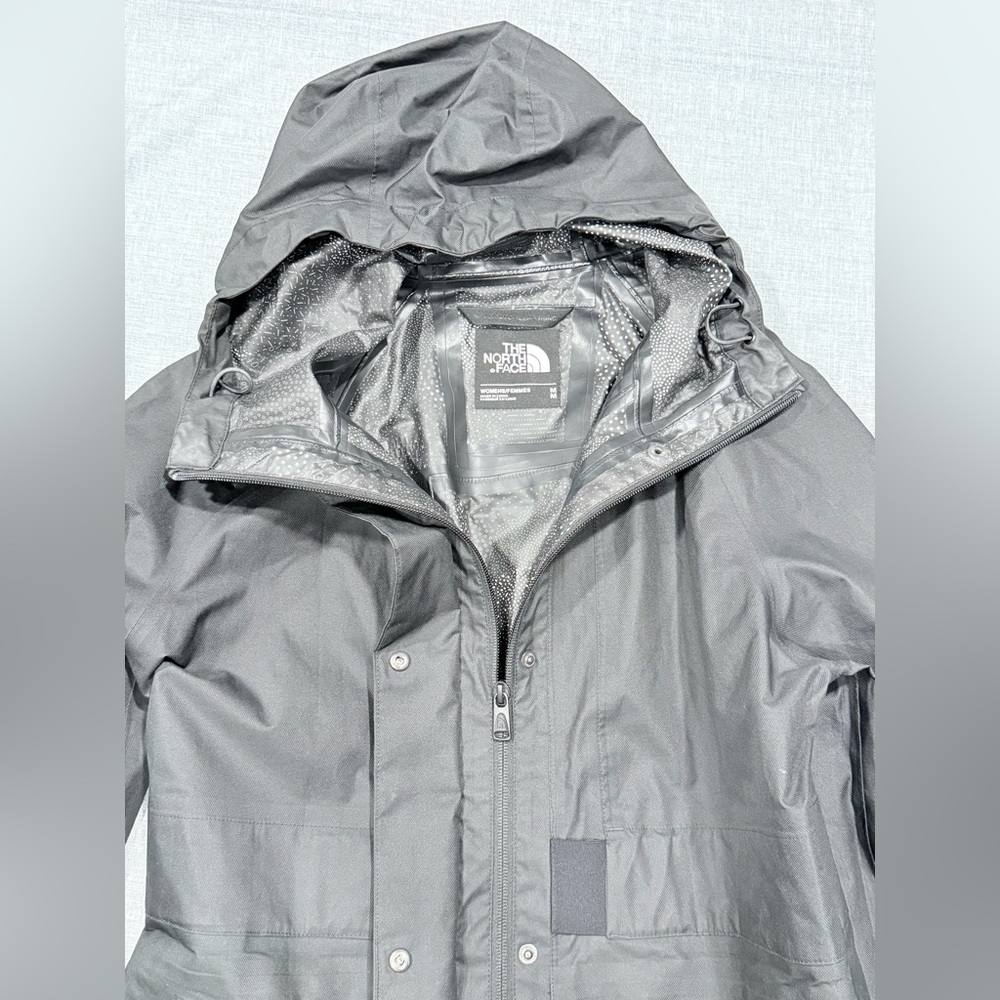 THE NORTH FACE LYNWOOD PARKA, black, medium - Picture 11 of 15